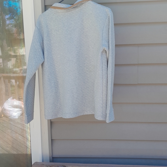 Koolaburra By UGG Womems S Light Blue and Tan Long Sleeve Shirt EUC - Picture 4 of 4